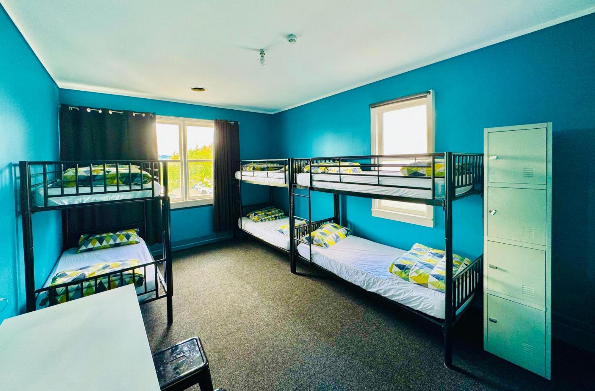 Crashpalace Backpackers โรโตรัว ภายนอก รูปภาพ