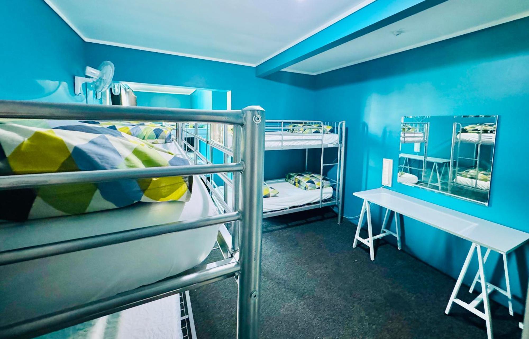 Crashpalace Backpackers โรโตรัว ภายนอก รูปภาพ